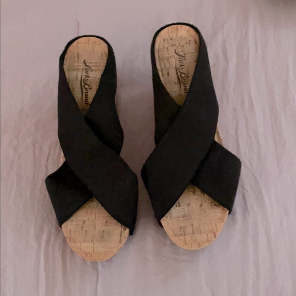 Lucky brand slip on platform sandals